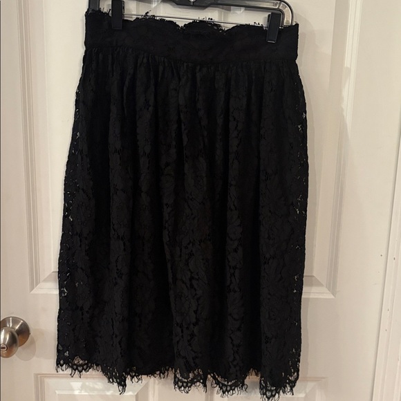 Alya Black Lace Skirt - Picture 2 of 6